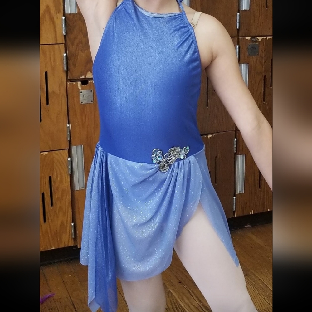 Girls lyric costume